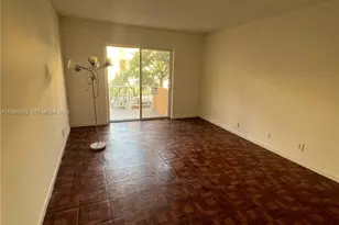 17901 NW 68th Ave, Hialeah, FL 33015 - Photo 8