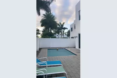 9880 NW 74th Ter, Doral, FL 33178 - Photo 6