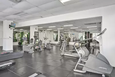 5601 Collins Ave #504, Miami Beach, FL 33140 - Photo 32