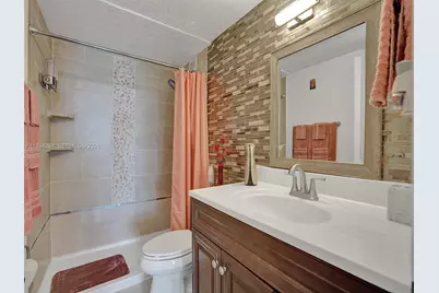 5601 Collins Ave #504, Miami Beach, FL 33140 - Photo 22