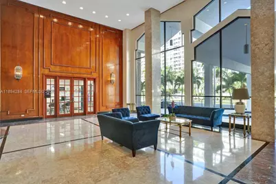 5601 Collins Ave #504, Miami Beach, FL 33140 - Photo 6