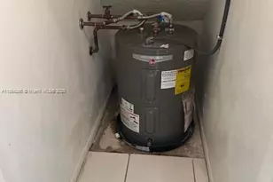 8682 NW 40th St, Coral Springs, FL 33065 - Photo 24