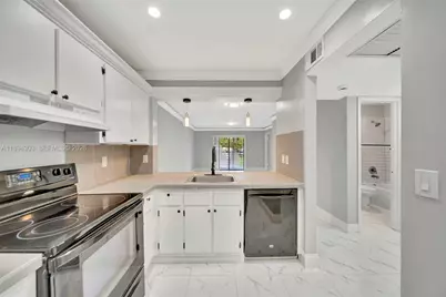871 NE 207th Ter #4-202, Miami, FL 33179 - Photo 2