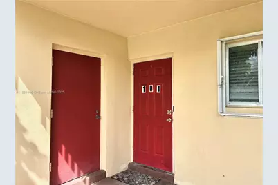 200 S Waterway Dr S #101, Lantana, FL 33462 - Photo 2