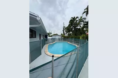 8275 SW 47th Ter, Miami, FL 33155 - Photo 14