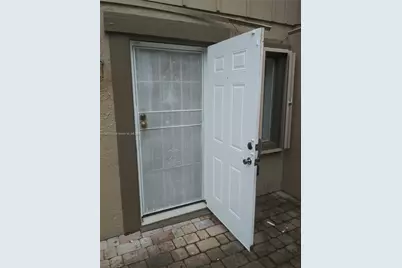 2144 NW 57th Ave #14-B, Lauderhill, FL 33313 - Photo 2