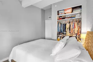 19440 NE 26th Ave, Miami, FL 33180 - Photo 22