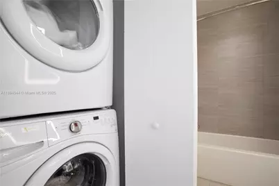 2960 NE 207th St #502, Aventura, FL 33180 - Photo 8