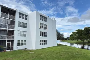 9441 Live Oak Pl, Davie, FL 33324 - Photo 4