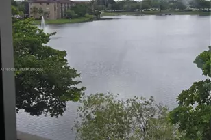 1001 SW 141st Ave, Pembroke Pines, FL 33027 - Photo 12