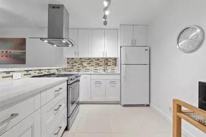 600 Three Islands Blvd #317, Hallandale Beach, FL 33009 - Photo 2