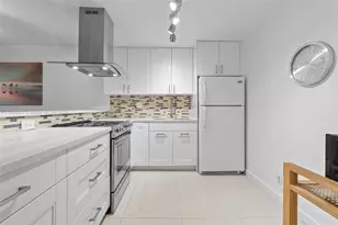 600 Three Islands Boulevard, Hallandale Beach, FL 33009 - Photo 2