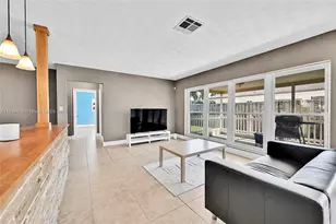 2750 SE 3rd St, Pompano Beach, FL 33062 - Photo 10