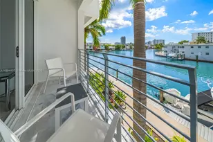 33 N Shore Dr, Miami Beach, FL 33141 - Photo 2