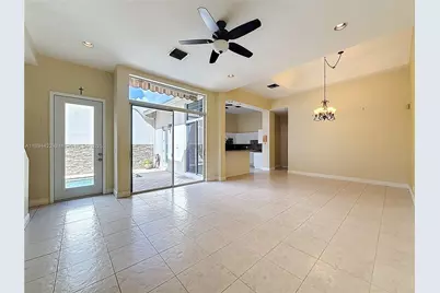 17330 Bermuda Village Dr, Boca Raton, FL 33487 - Photo 8