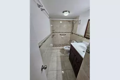 1555 W 44th Pl #221B, Hialeah, FL 33012 - Photo 10