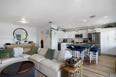 1201 S Riverside Dr #301, Pompano Beach, FL 33062 - Photo 2