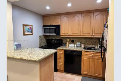 3650 Inverrary Dr #3Y-G, Lauderhill, FL 33319 - Photo 22