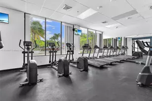 100 Bayview Dr, Sunny Isles Beach, FL 33160 - Photo 22