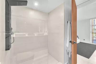 100 Bayview Dr #216, Sunny Isles Beach, FL 33160 - Photo 18