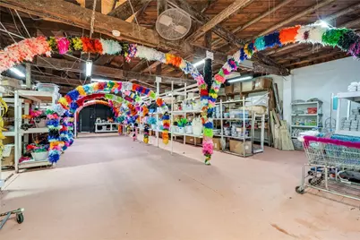 1121 NW 29th St, Miami, FL 33127 - Photo 34