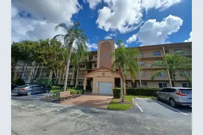 13100 SW 11th Ct #413C, Pembroke Pines, FL 33027 - Photo 1