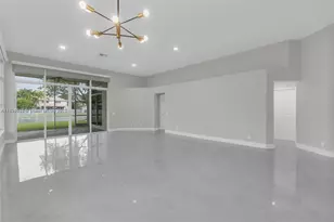 2553 Bay Pointe Dr, Weston, FL 33327 - Photo 22