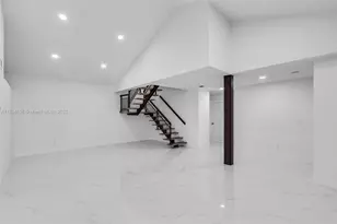 14820 NW 87th Ct, Miami Lakes, FL 33018 - Photo 16