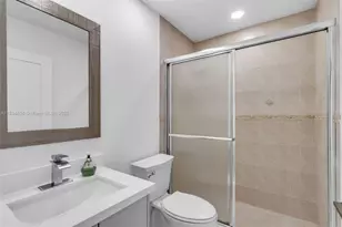 14820 NW 87th Ct, Miami Lakes, FL 33018 - Photo 28