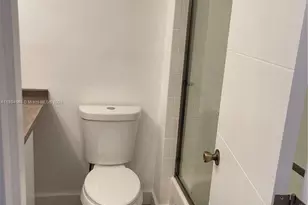 4110 NW 79th Ave, Doral, FL 33166 - Photo 14