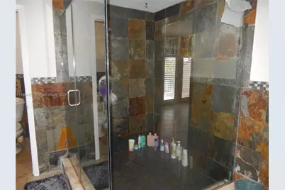 16000 Kilmarnock Dr, Miami Lakes, FL 33014 - Photo 22