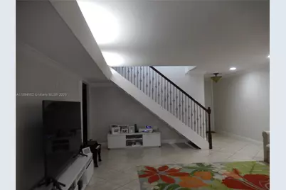 16000 Kilmarnock Dr, Miami Lakes, FL 33014 - Photo 6