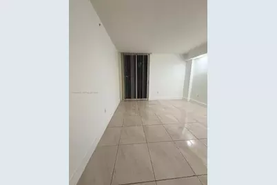 5091 NW 7th St #1009, Miami, FL 33126 - Photo 6