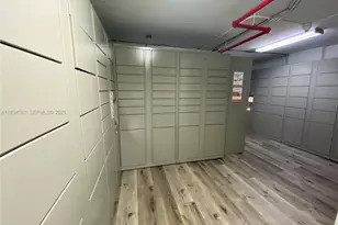 5091 NW 7th St, Miami, FL 33126 - Photo 18