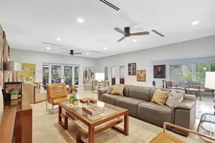 1128 W Cypress Dr, Pompano Beach, FL 33069 - Photo 1