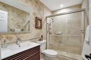 1128 W Cypress Dr, Pompano Beach, FL 33069 - Photo 20