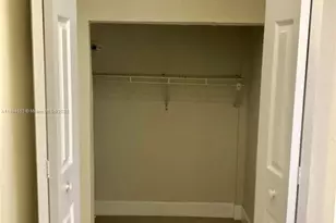 1010 SW 99th Ave, Pembroke Pines, FL 33025 - Photo 20