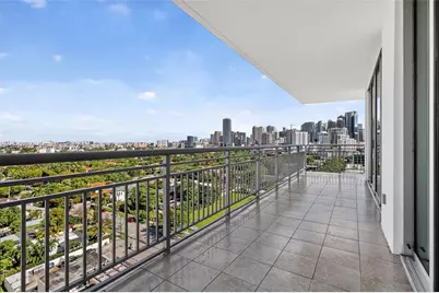 2021 SW 3rd Ave #PH-3, Miami, FL 33129 - Photo 2