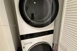 950 Brickell Bay Dr, Miami, FL 33131 - Photo 36