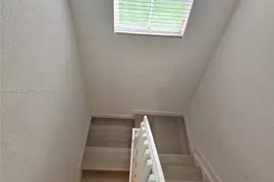 10955 NW 87th Ln, Doral, FL 33178 - Photo 14