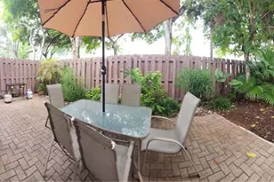 10955 NW 87th Ln, Doral, FL 33178 - Photo 34