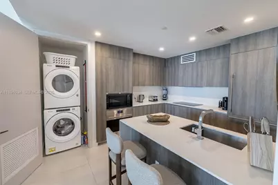 17550 Collins Ave #703, Sunny Isles Beach, FL 33160 - Photo 14