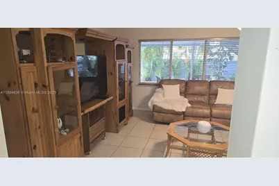 7160 W 10th Ave, Hialeah, FL 33014 - Photo 20