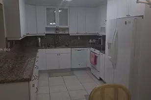 7160 W 10th Ave, Hialeah, FL 33014 - Photo 12