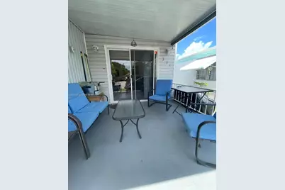 337 NE 4th Ct Ct, Hallandale Beach, FL 33009 - Photo 1