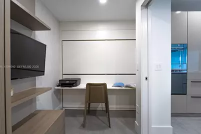 1000 Venetian Way #1006, Miami, FL 33139 - Photo 14