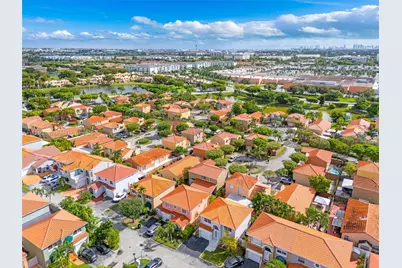 191 NW 85th Pl, Miami, FL 33126 - Photo 34