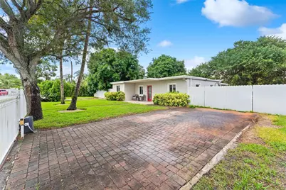 16315 NW 24th Ave, Miami Gardens, FL 33054 - Photo 4