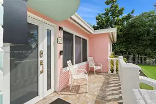 1271 NW 87th St, Miami, FL 33147 - Photo 4