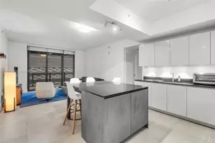 1010 Brickell Ave, Miami, FL 33131 - Photo 4